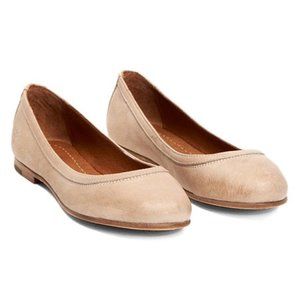 Frye Carson Cream Ballet Flat Size 6